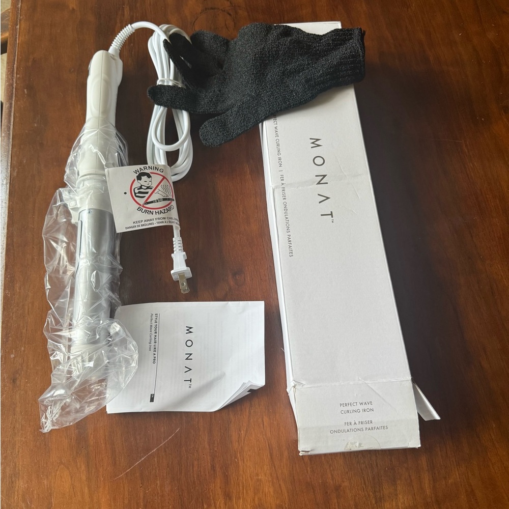 Monat Perfect Wave Curling Iron